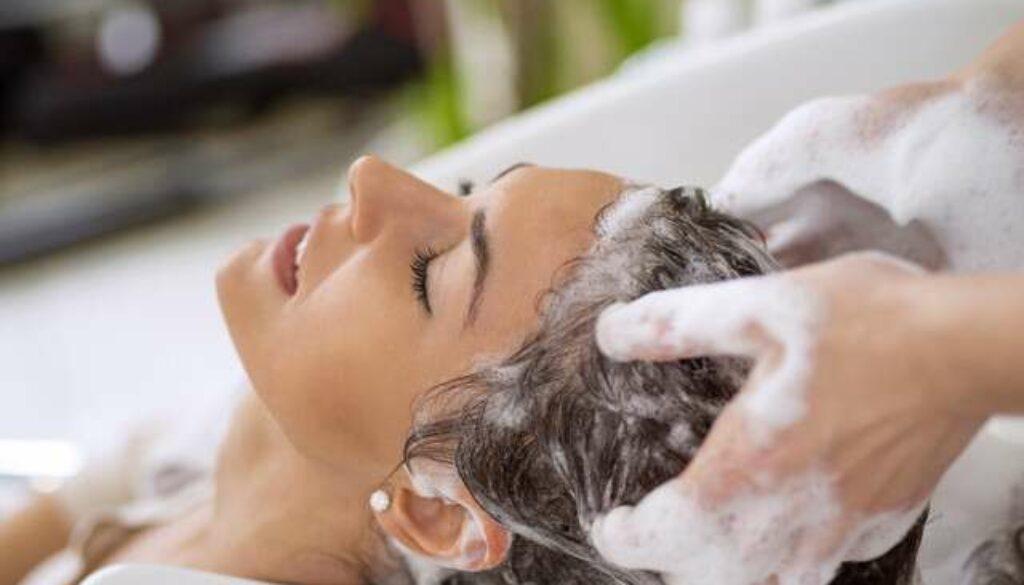 How to Choose the Right Shampoo for Your Hair Type