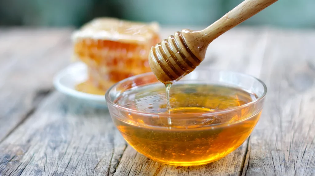 Harnessing the Benefits of Honey: Natural Healing Properties 