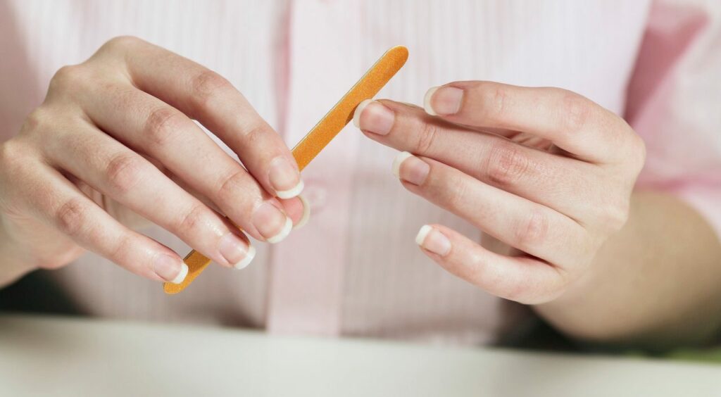The Connection Between Diet and Nail Health 