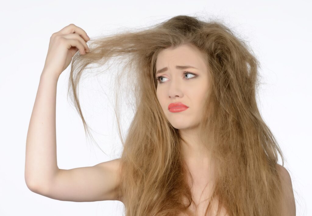 How to Fight Frizz and Humidity for Smooth Hair