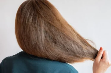 How to Fight Frizz and Humidity for Smooth Hair